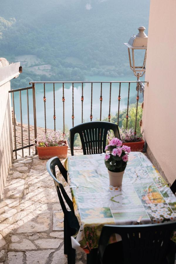 Lago Del Turano - La Taverna Con Cucina Open Space E Free Wi-Fi Ascrea Exteriör bild