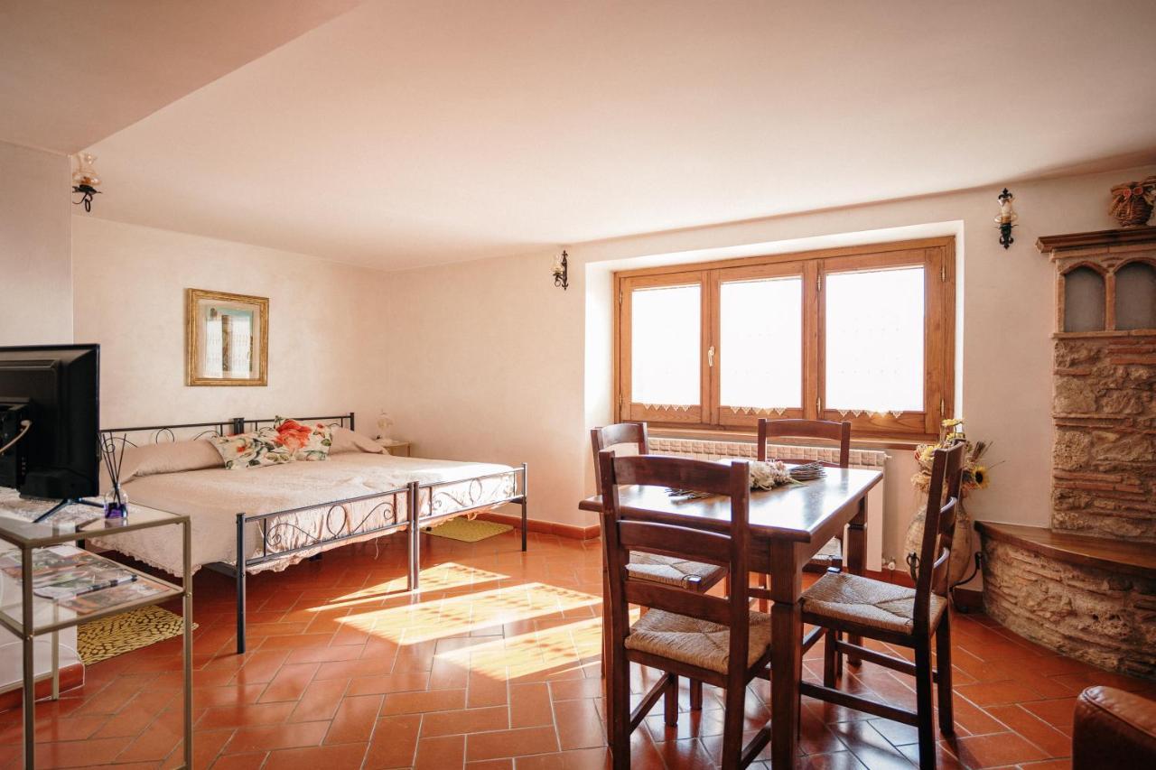 Lago Del Turano - La Taverna Con Cucina Open Space E Free Wi-Fi Ascrea Exteriör bild